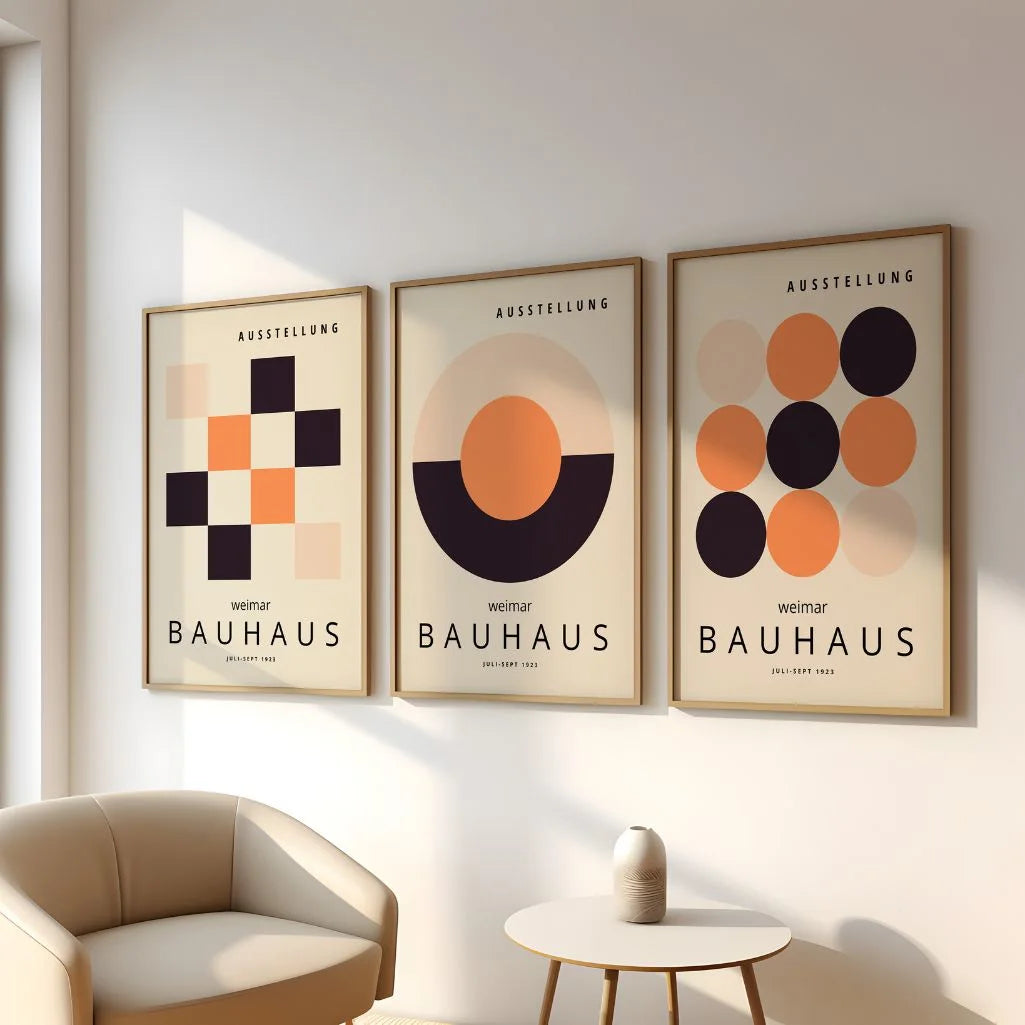 Plakaty Bauhaus – zestaw 3 sztuki „Beż, Czerń i Pomarańczowy Weimar”